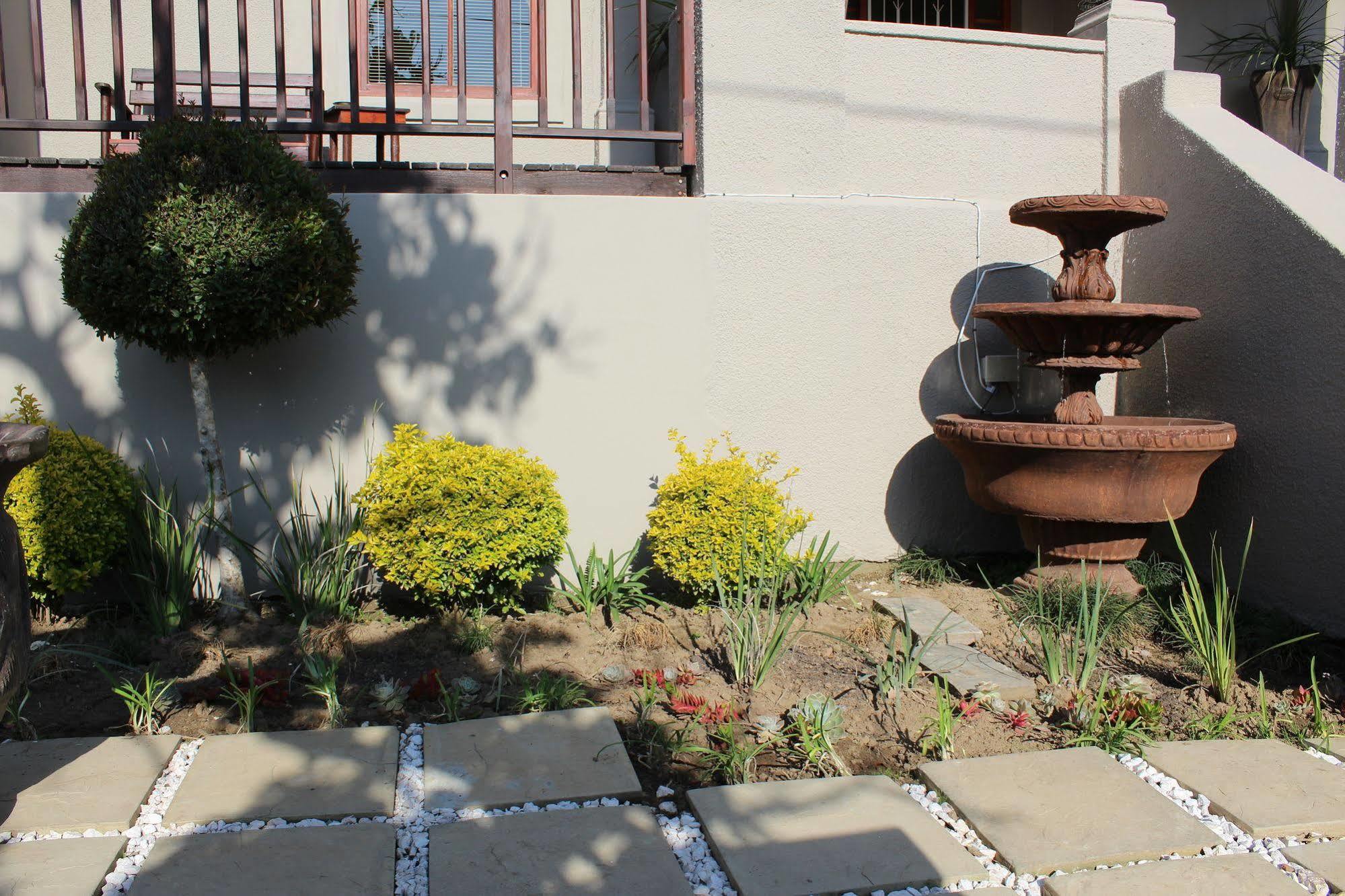 Flametree Guesthouse Swellendam Exterior photo